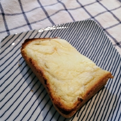 チーズケーキみたいですんごくおいしくて幸せでした～砂糖のじゃりっと食感とレモンのさわやかさがいいですね♪